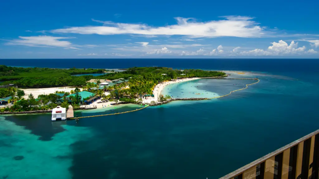 1 Paquete de Viaje a Roatan Todo Incluido (2 noches de Hospedaje) Desdue Guatemala